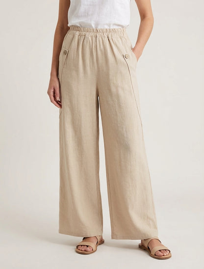 Pantalón ancho liso con botones decorativos - Beis