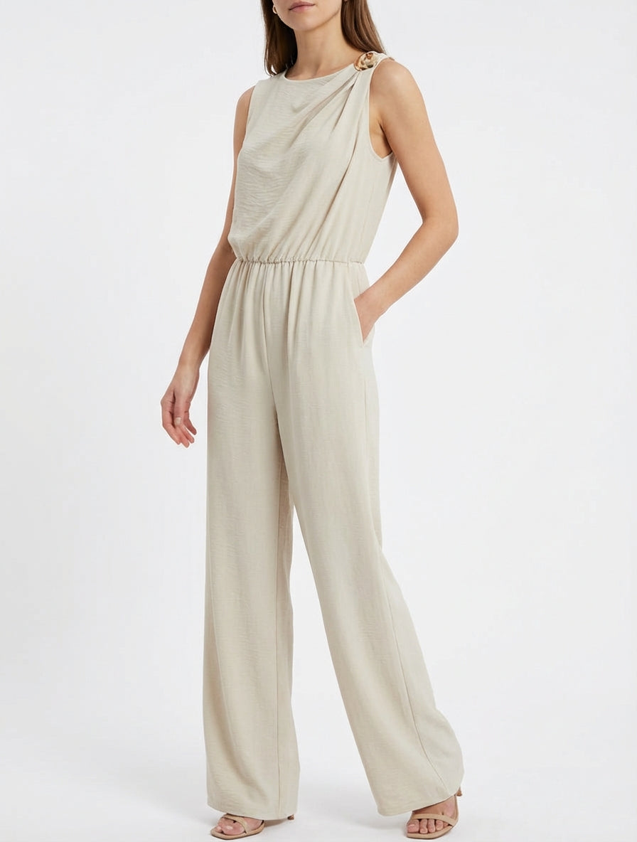 Monopieza unida con aplique de joya - Beis