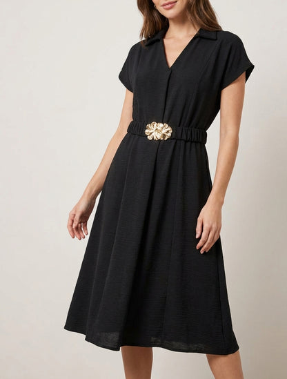 Vestido fluido liso con cinturón - Negro