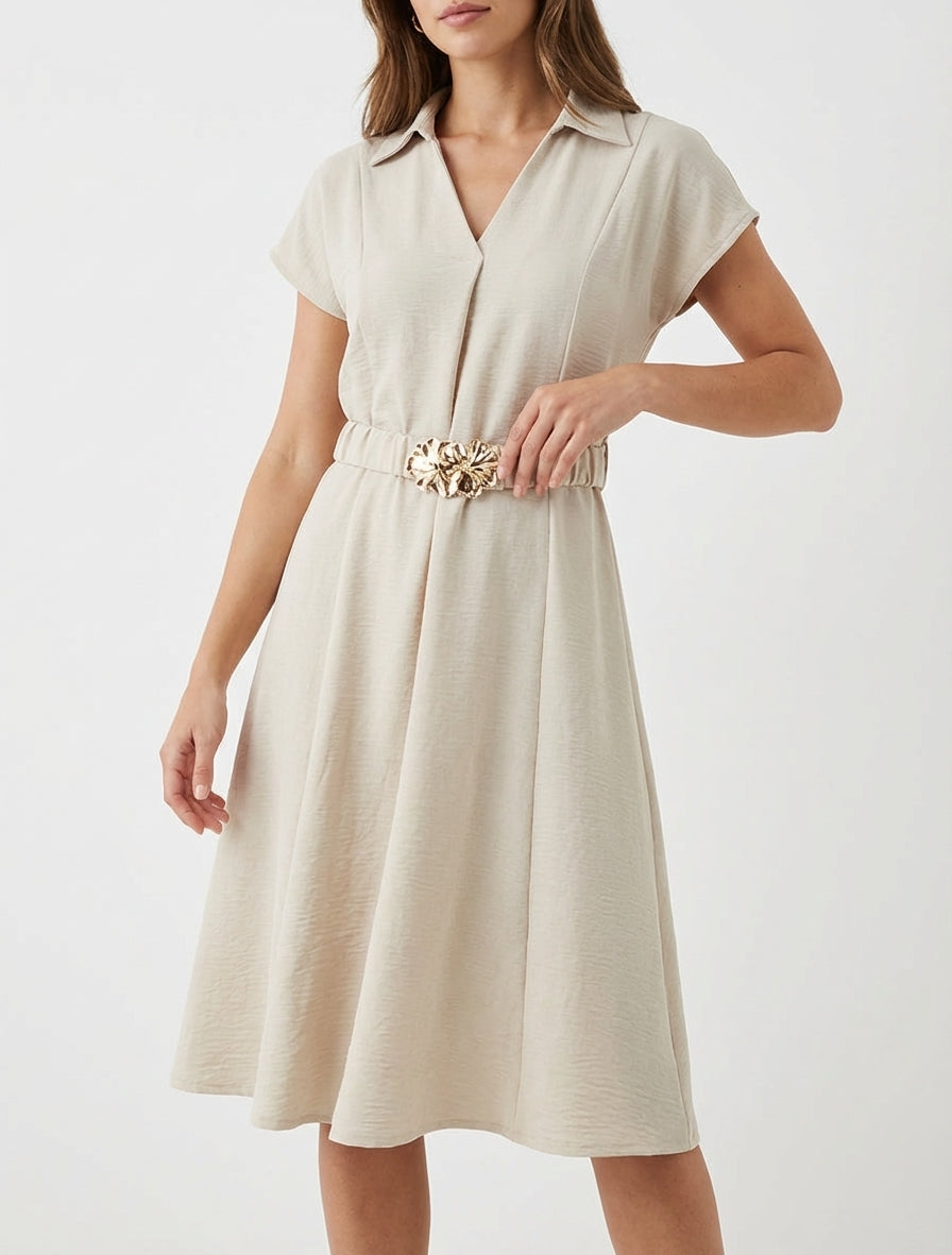 Vestido fluido liso con cinturón - Beis