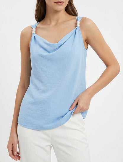 Top sin mangas con apliques de joyas - Azul cielo