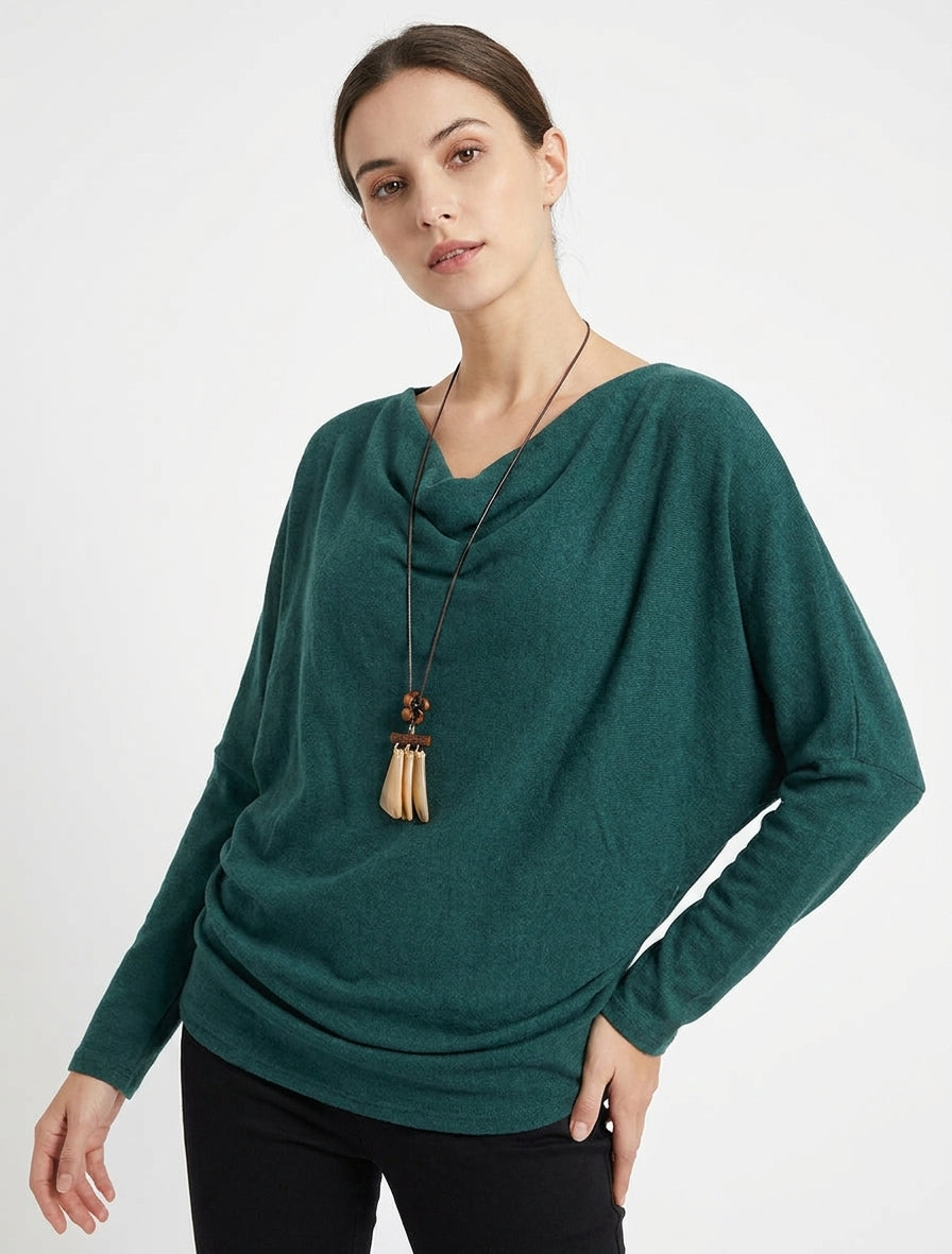Suéter fino con mangas murciélago y cuello drapeado. - Verde abeto