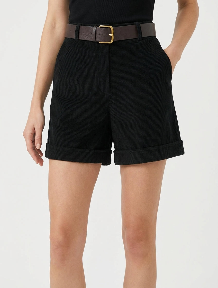Pantalones cortos de pana de cintura alta. - Negro