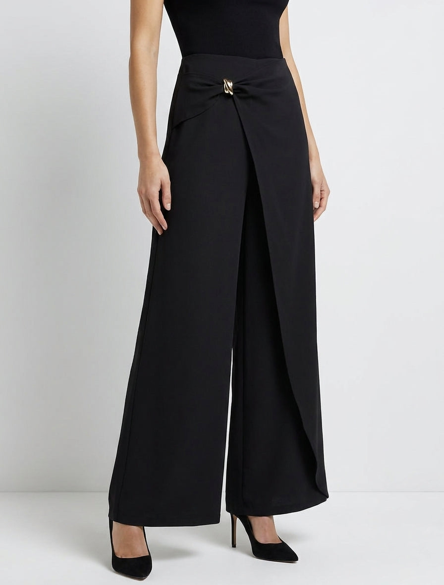 Pantalón holgado con panel y joya metálica - Negro