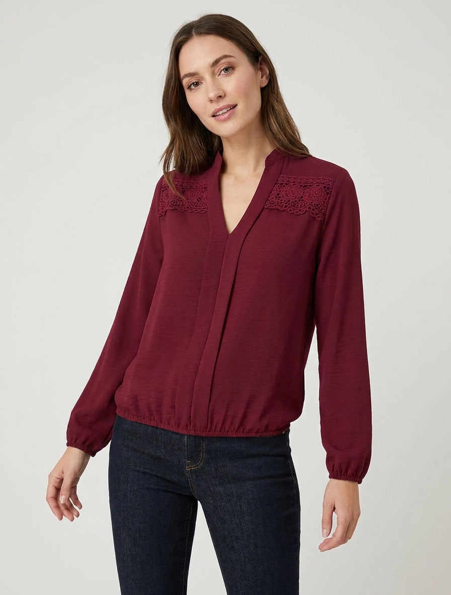 Top de bola con cuello en V y encaje - Burdeos