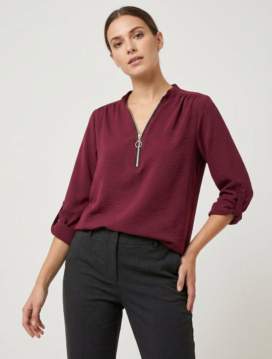 Top fluido con cuello de cremallera - Color vino