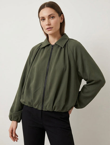 Bomber con bordes elásticos. - Caqui