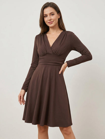 Vestido skater de manga larga con cintura plisada - Marrón