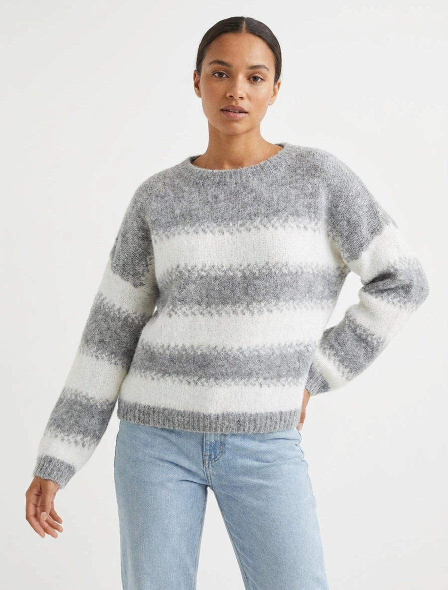 Jersey holgado de mezcla de lana con rayas estilizadas. - Gris claro