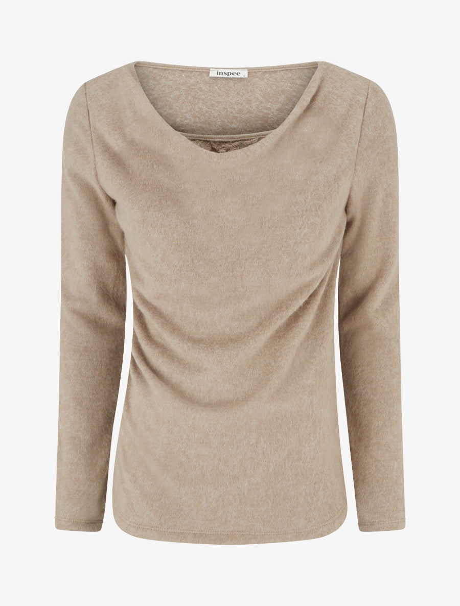 Pull duveteux à col bénitier à empiècement dentelle - Beige - 1