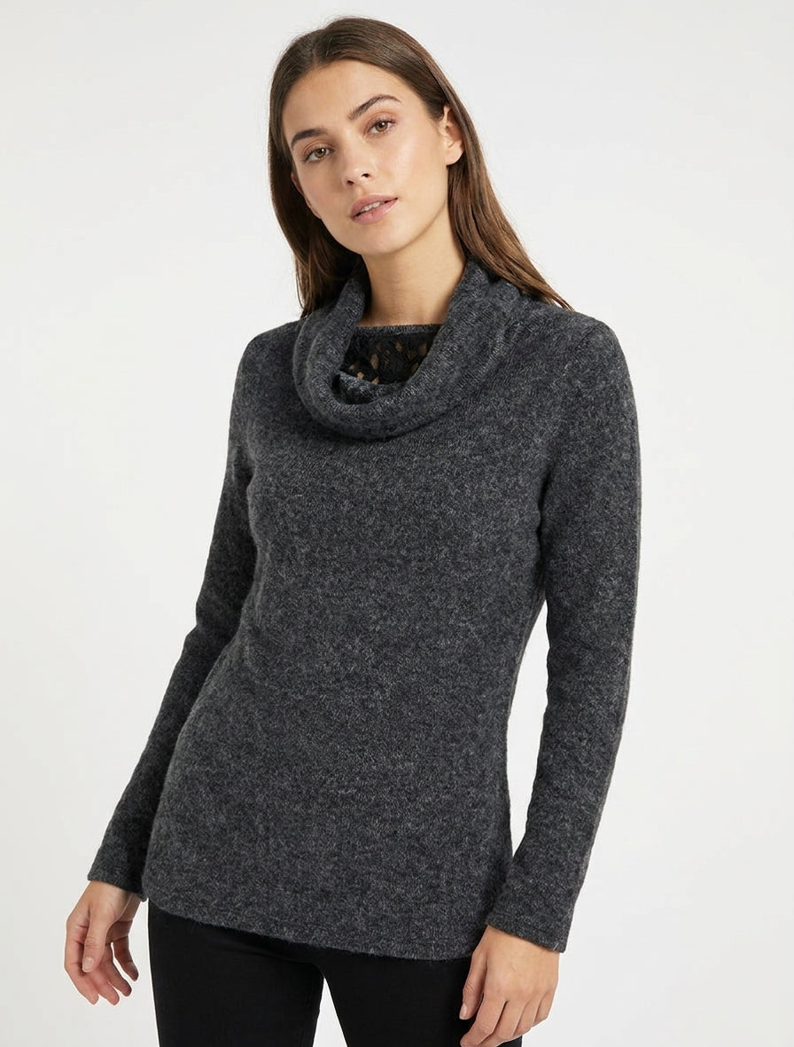 Suéter afelpado con cuello drapeado y encaje. - Gris oscuro