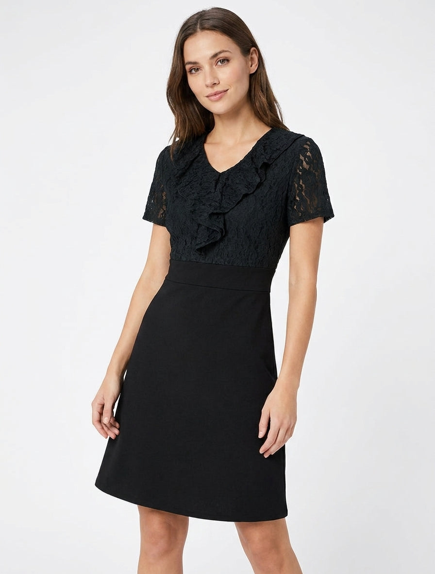 Vestido recto con cuerpo de volantes de encaje - Negro
