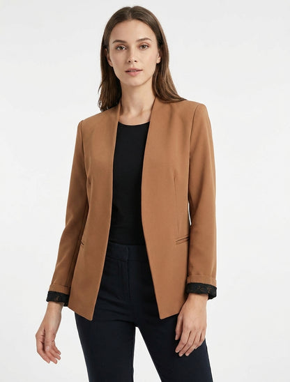 Chaqueta recta lisa con hombreras - Camello