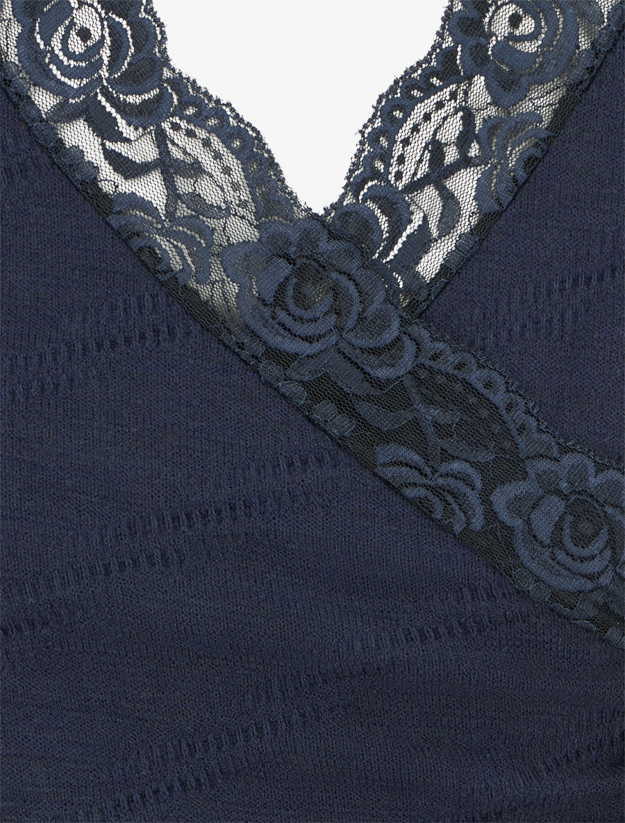 Pull fin à col V en dentelle - Marine - 3