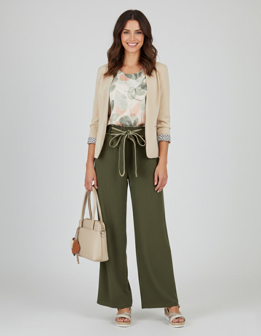 Look Kamillia