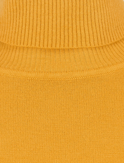 Pull fin uni col roulé - Jaune moutarde - 3