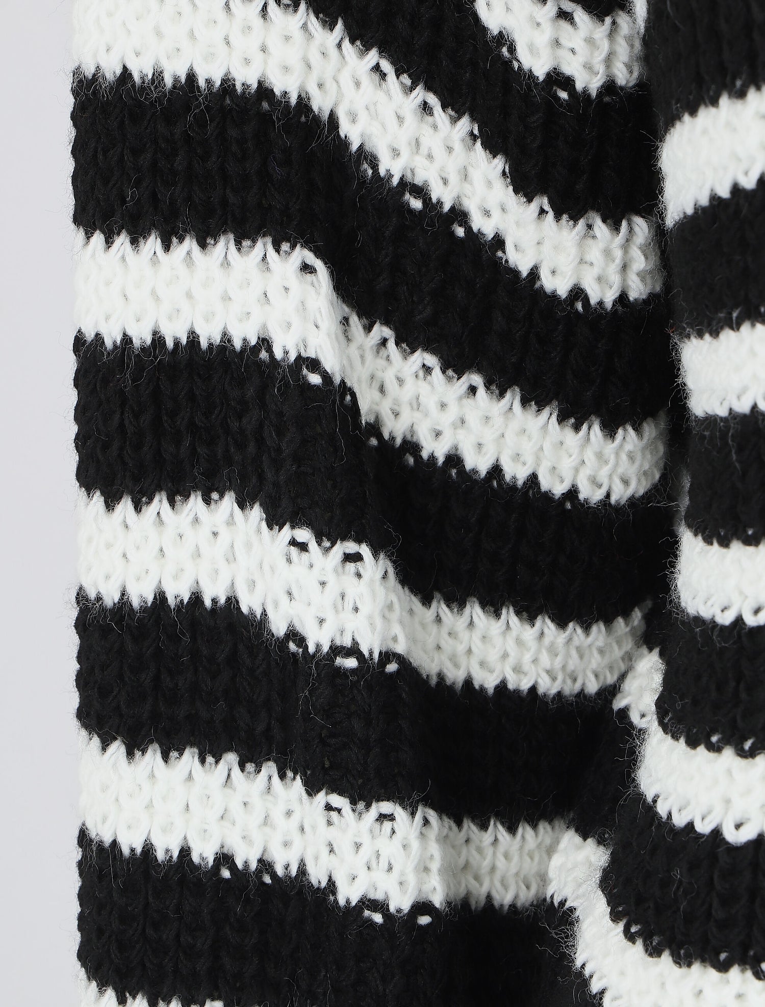 Pull droit à rayures - Noir - 3