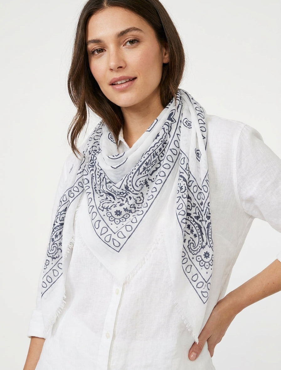 Pañuelo estampado de cachemira con bordes deshilachados - Blanco