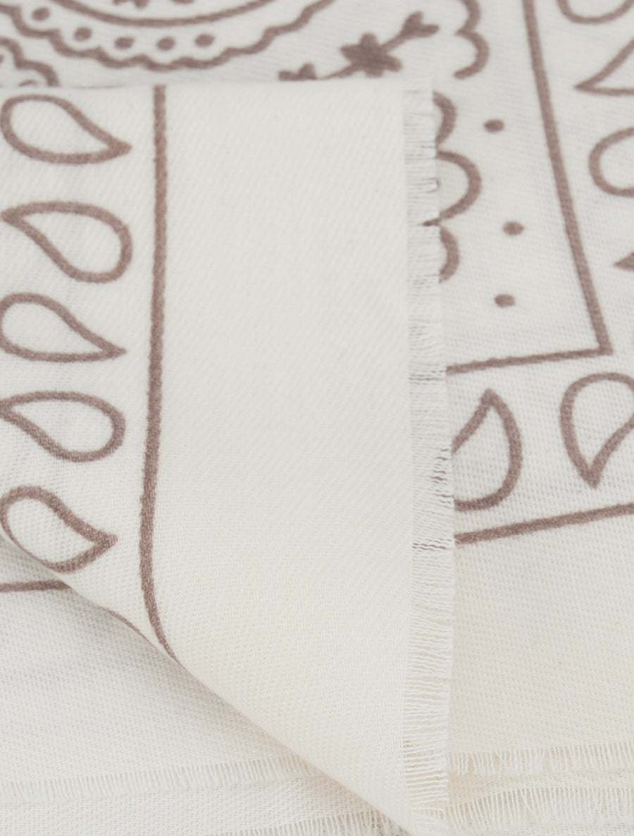 Foulard imprimé cachemire à bords effilochés - Écru - 3
