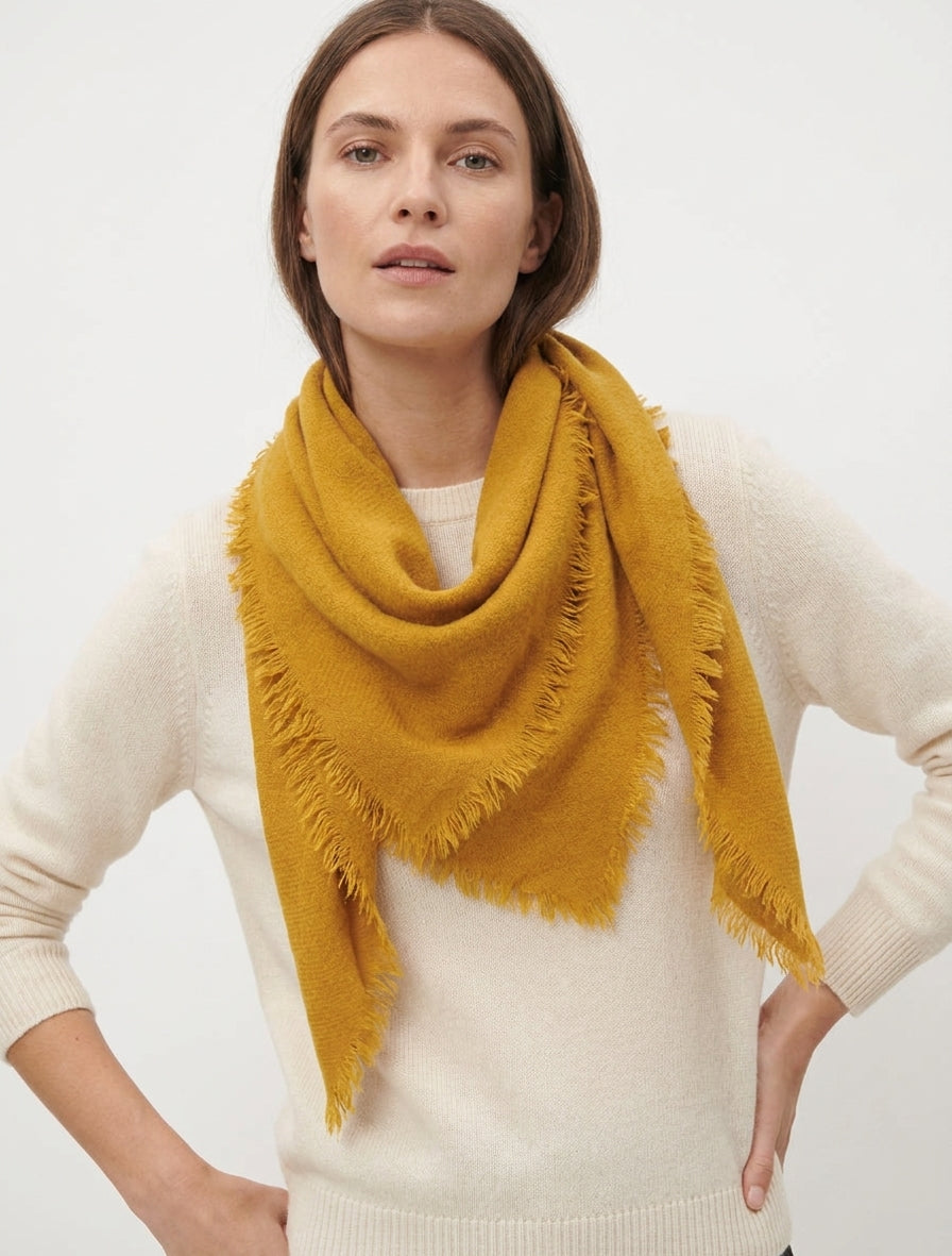 Pañuelo liso con bordes deshilachados - Amarillo mostaza