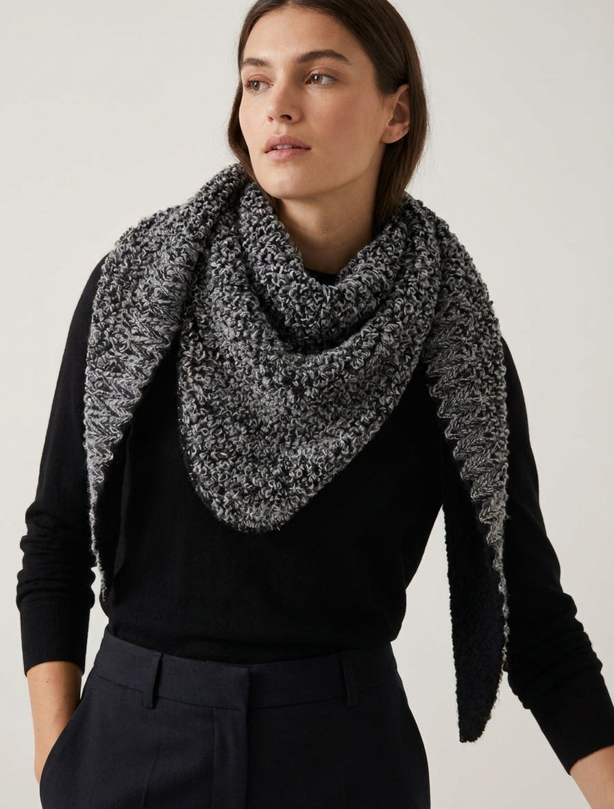 Chal triangular de punto rizado - Negro