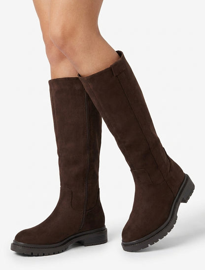 Botas de ante con suela dentada - Marrón