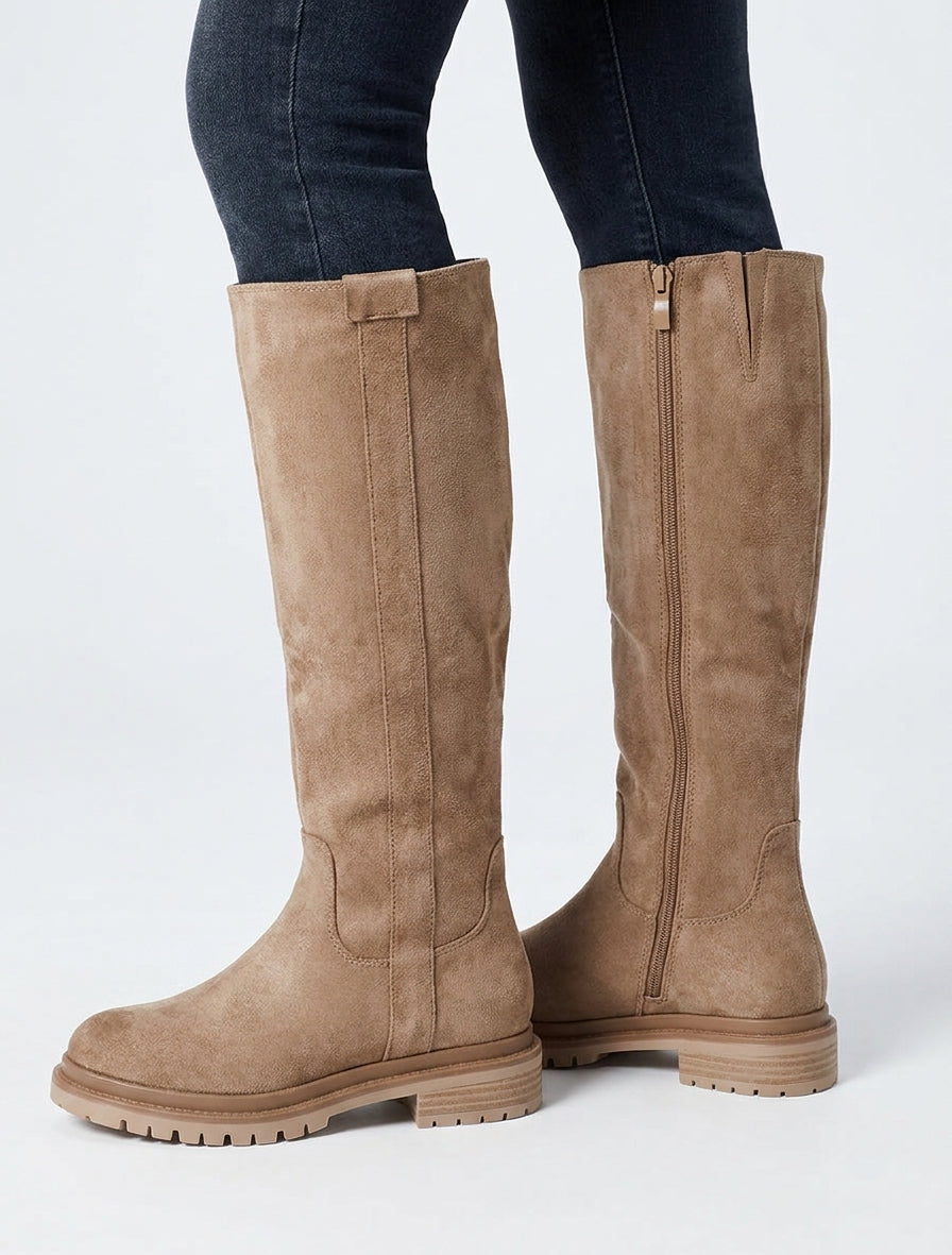 Botas de ante con suela dentada - Topo