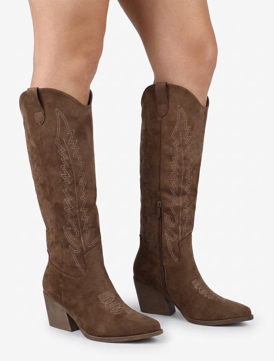 Botas estilo vaquero en ante. - Marrón