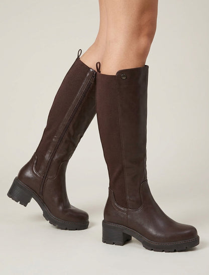 Botas elásticas con tacón - Marrón