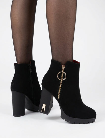 Botines con tacón y cremallera - Negro