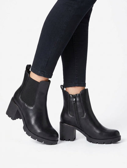 Botines con elástico en el tobillo - Negro