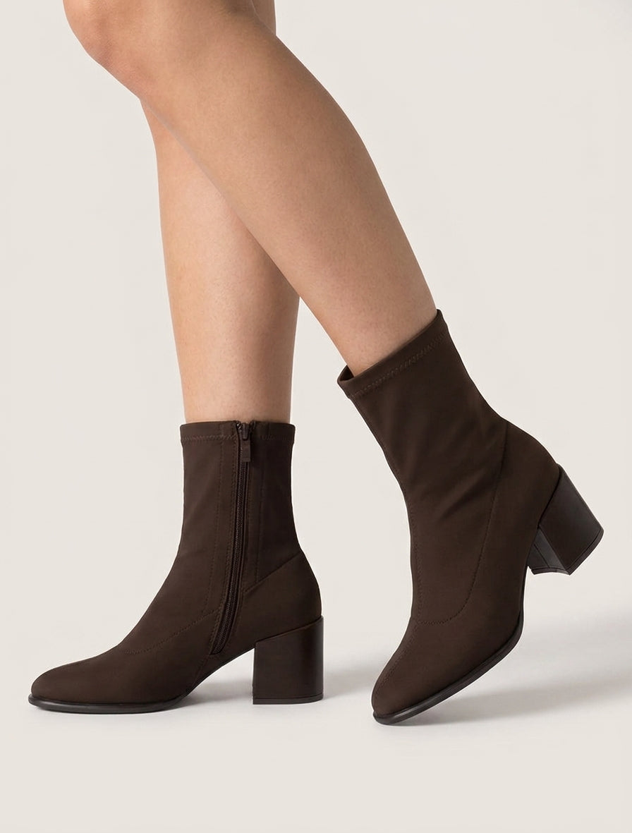 Botines lisas estilo calcetín con cremallera - Marrón