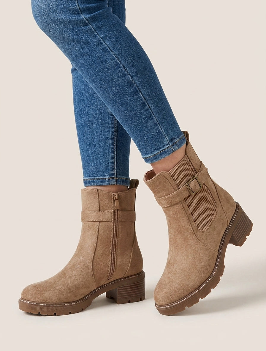 Botines de ante con tobillo elástico - Beis