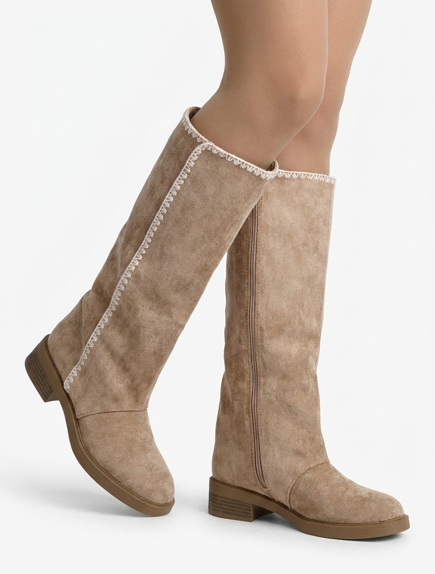Botas de gamuza bordadas - Topo