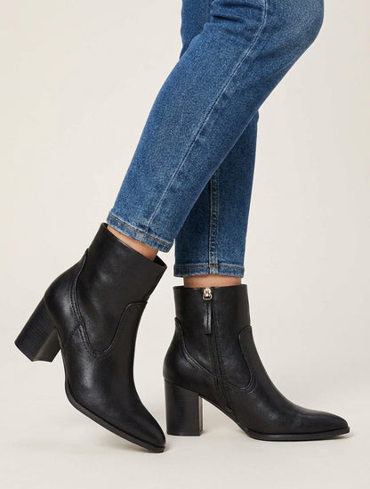 Botines de tacón en imitación de punta afilada - Negro