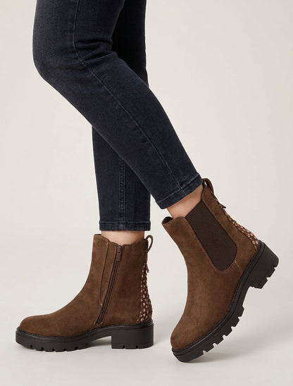 Botines de ante con contrafuerte moteado - Marrón