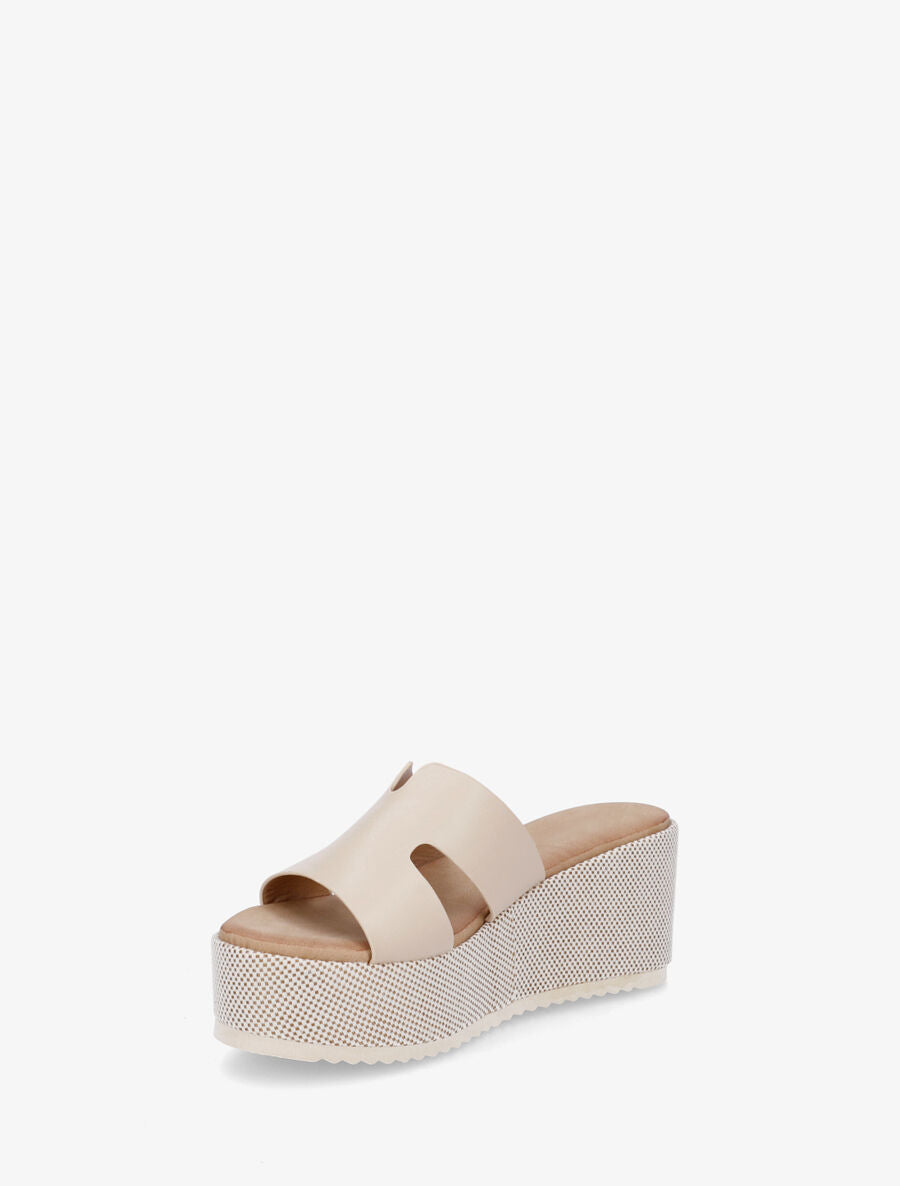 Mules compensées à bride ajourée - Beige - 3