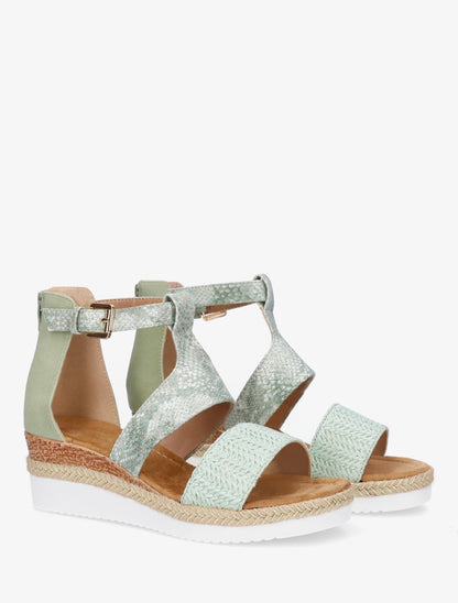 Sandalias con cuña texturizadas con detalle de pitón. - Verde agua