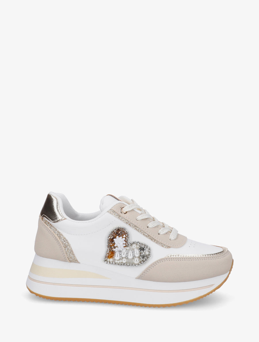 Sneakers à motif coeur et lacets stylisés - Taupe - 1