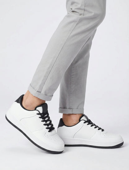 Zapatillas con contrafuerte contrastante - Negro