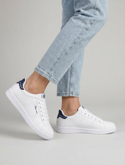 Zapatillas de imitación con inscripción bordada. - Marine