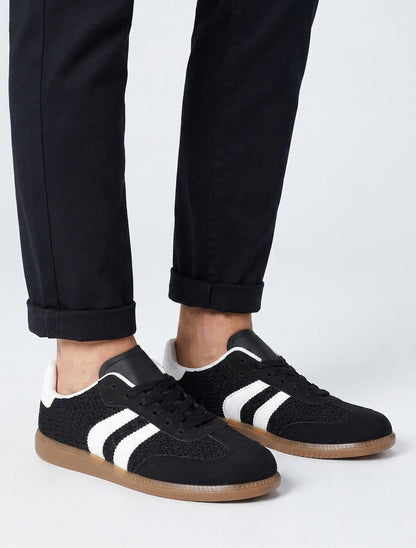 Zapatillas de punto y bandas contrastantes - Negro