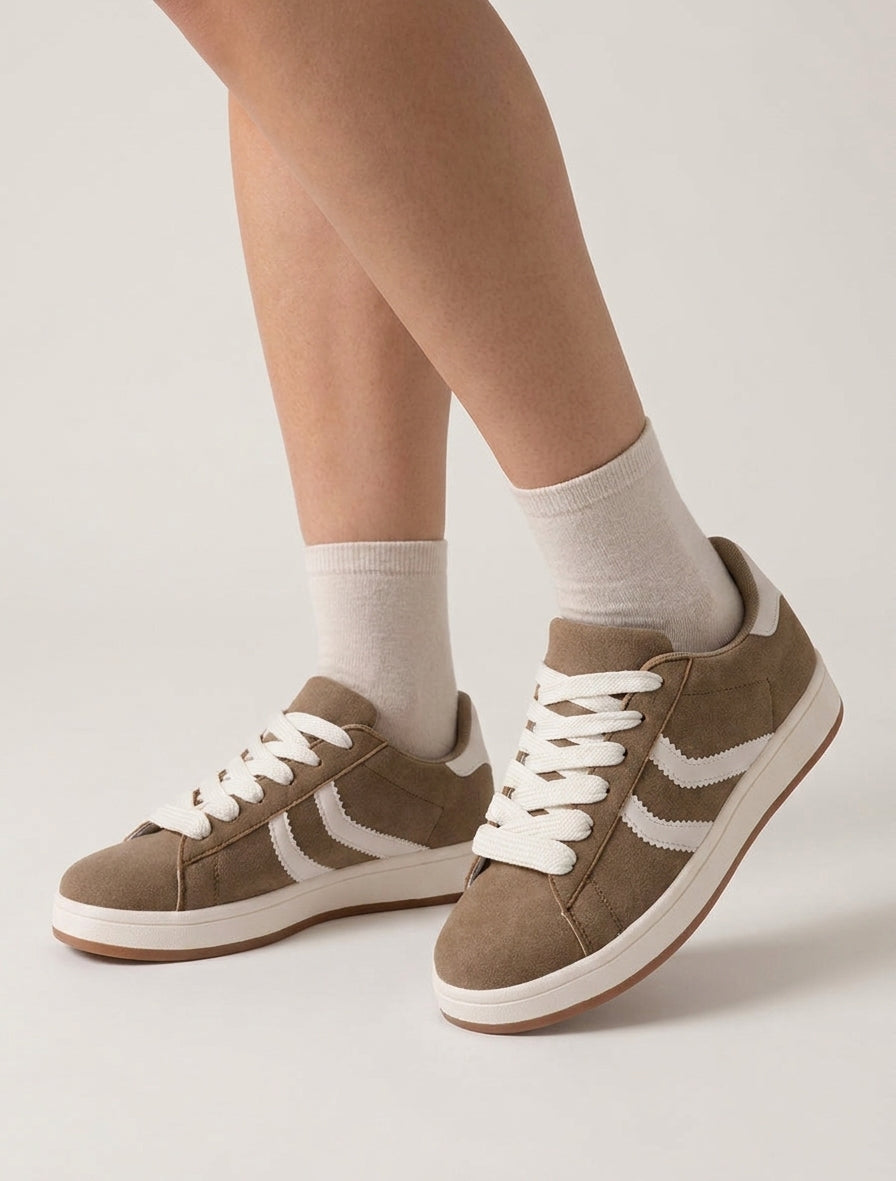 Zapatillas efecto nobuk con bandas dentadas - Topo