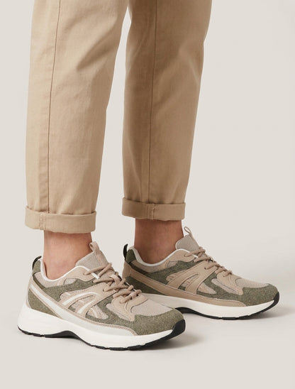 Zapatillas clásicas estilizadas - Caqui
