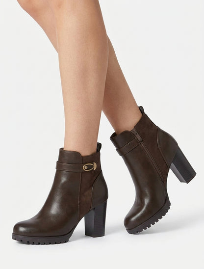 Botines con inserciones de ante y tacón alto - Marrón