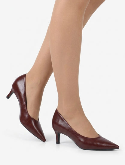 Zapatos de tacón de aguja y puntas puntiagudas - Color vino