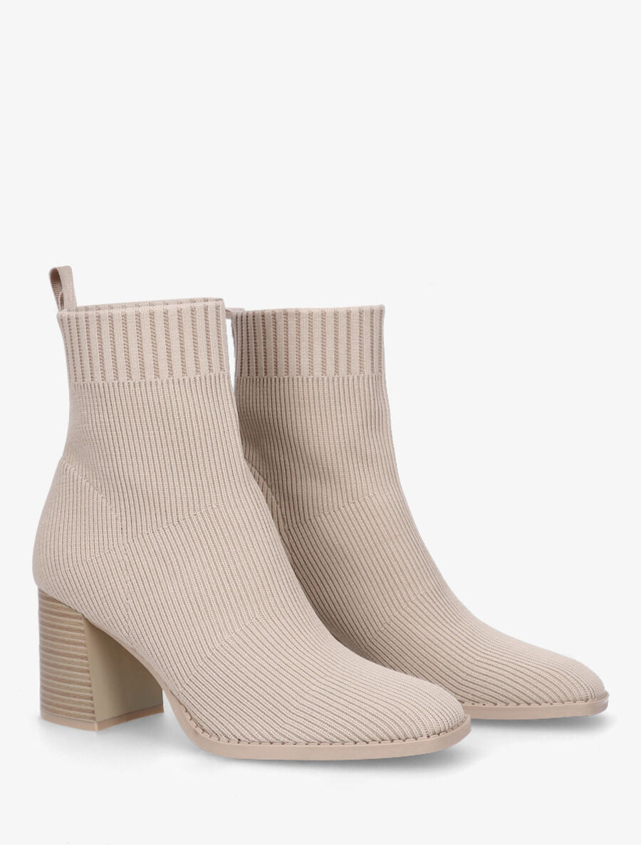 Bottines unies style chaussettes - Beige - 4