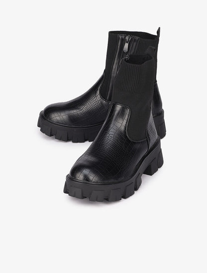 Bottines à semelles crantées effet croco - Noir - 5