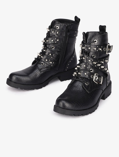 Bottines effet croco à sangles décoratives cloutées - Noir - 1
