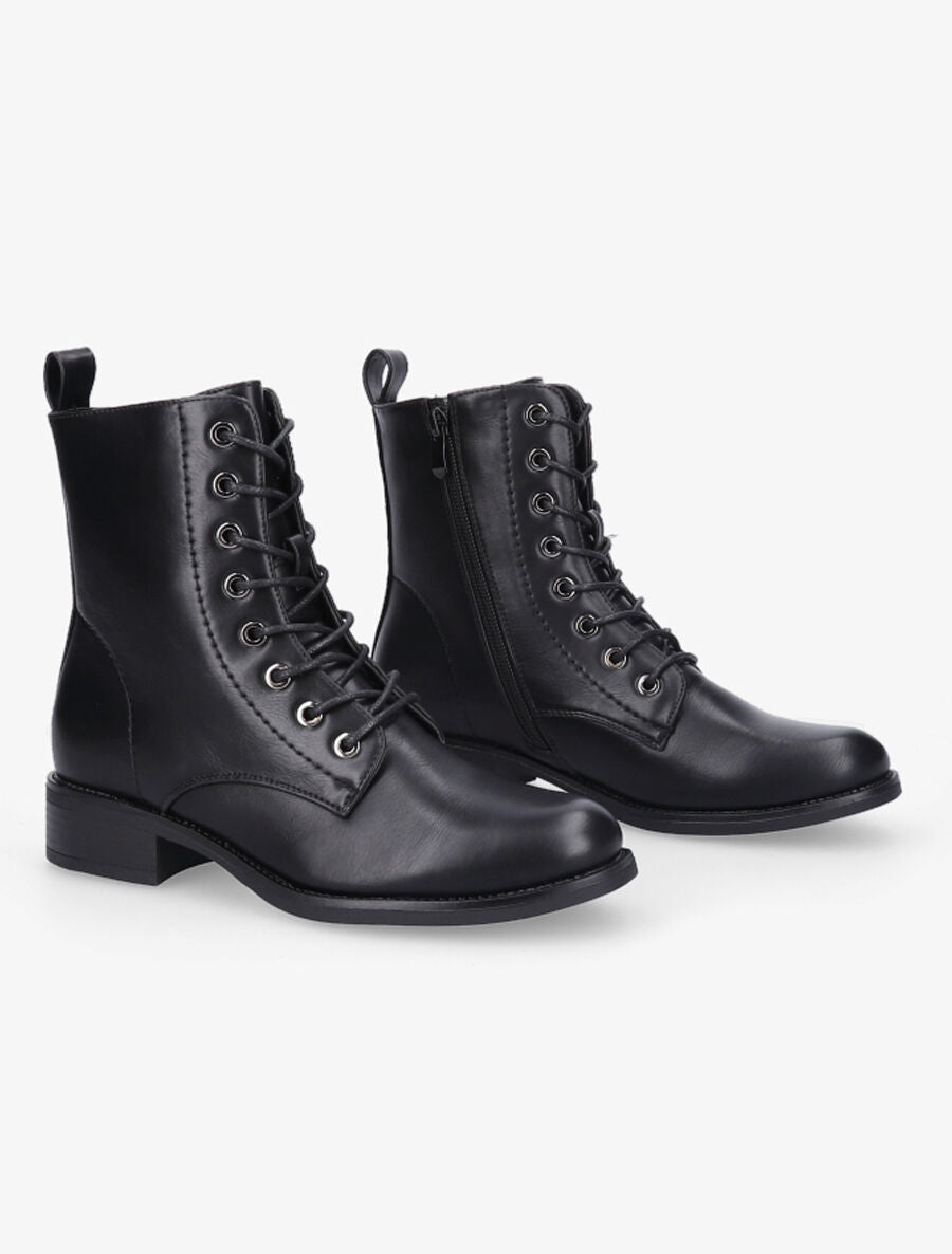 Boots lacées à oeillets dorés - Noir - 4